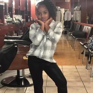 Meet your Posher, Veronica